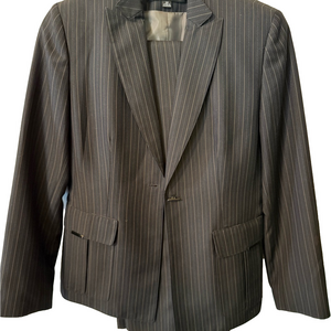 Kasper Blue and Tan Suit Classic Elegance Quiet Luxury